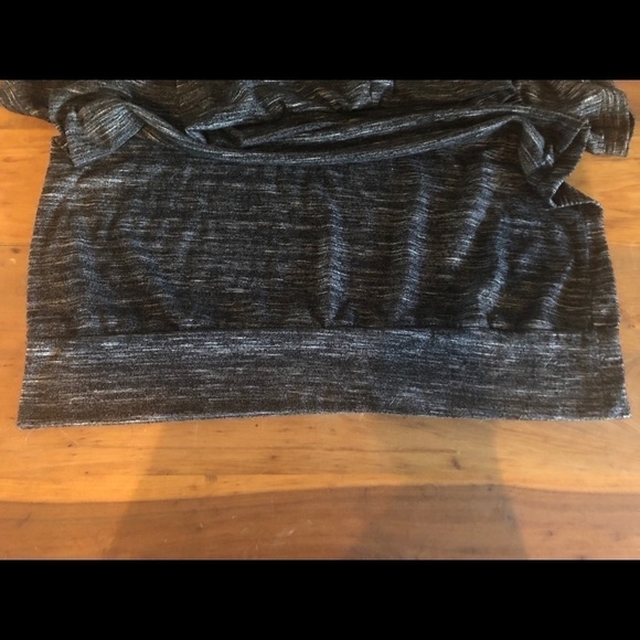 Women's Dark Gray with Light Gray Cowl Neck Short Sleeves Stretchy Top SZ 3X  * - Picture 5 of 5